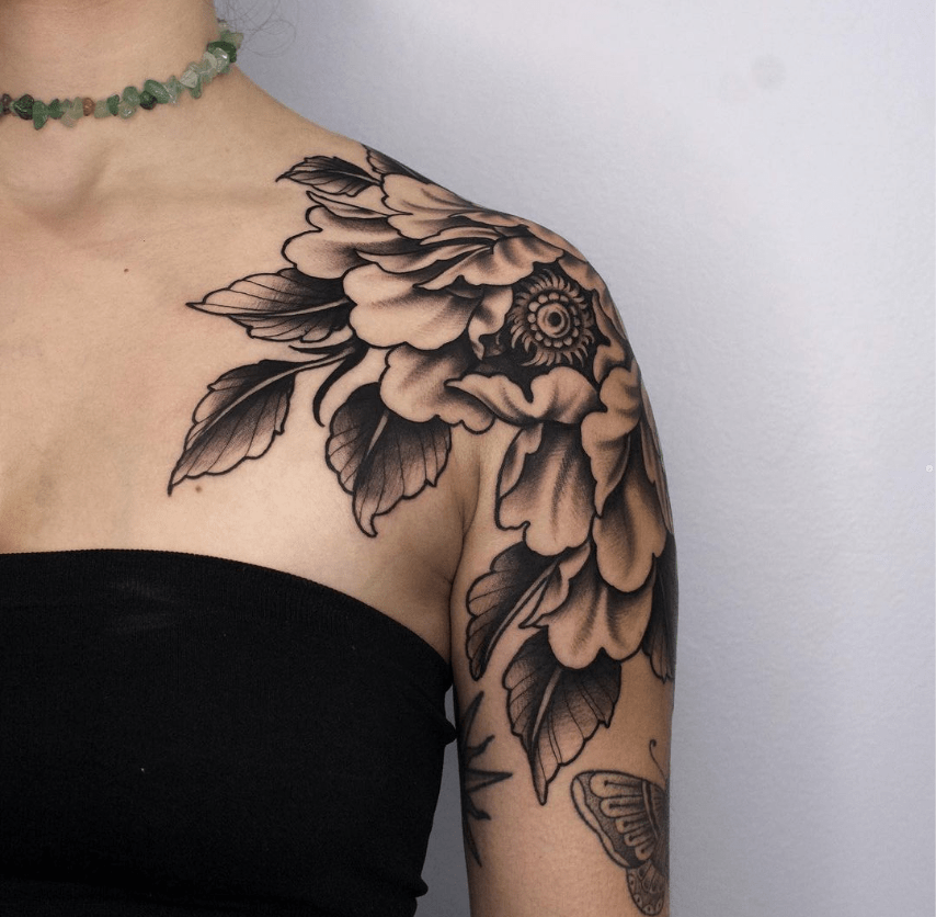Tatuaje peonía Barcelona peonia Tattoo