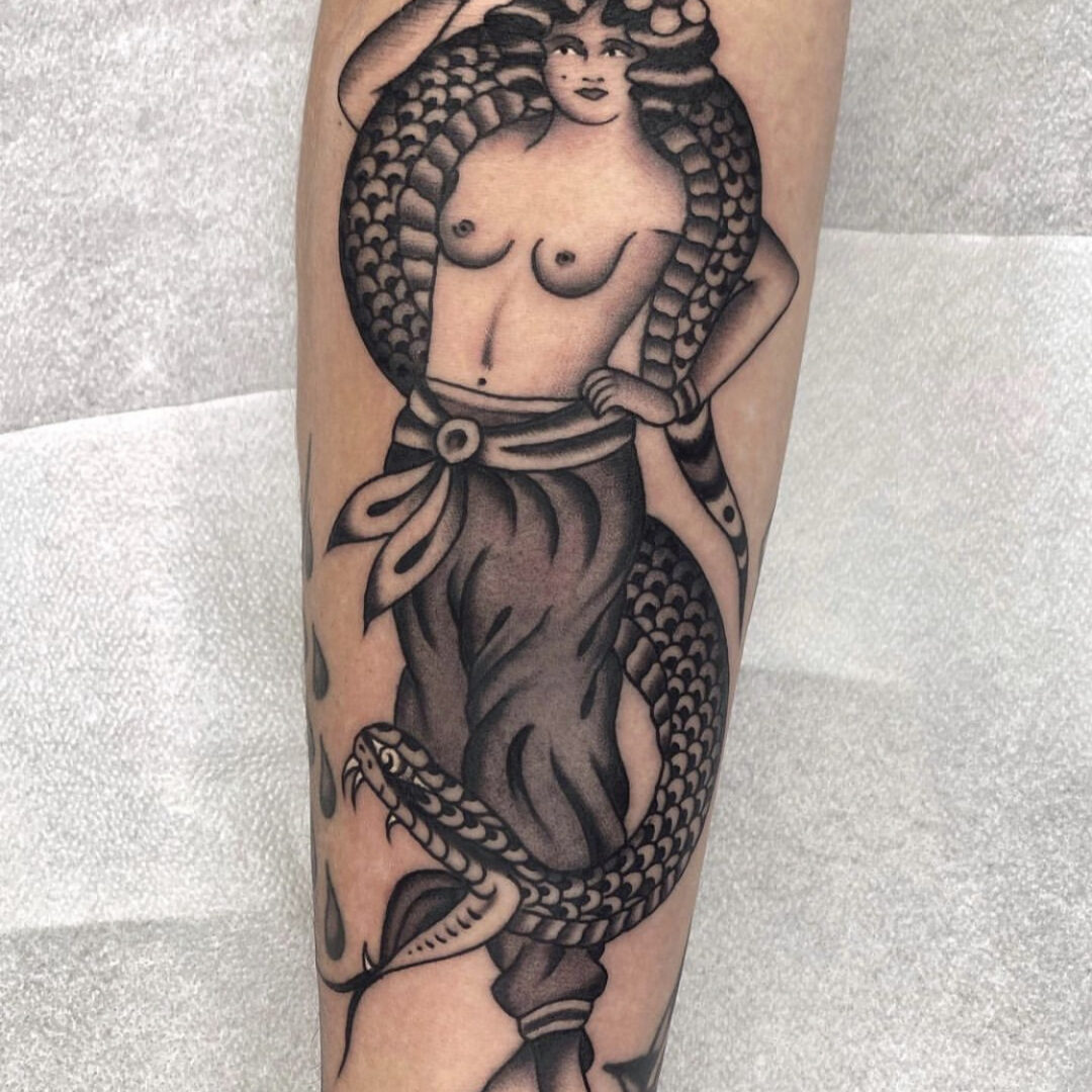 Miki3 old scholl tattoo Barcelona, Tatuaje tradi Barcelona