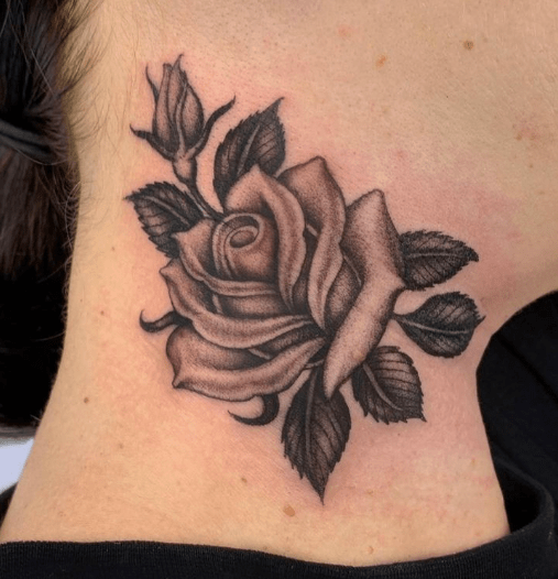 Captura-de-pantalla-2023-11-24-023131 Tatuaje Barcelona fineline Tattoo Sara Rosa Corazón