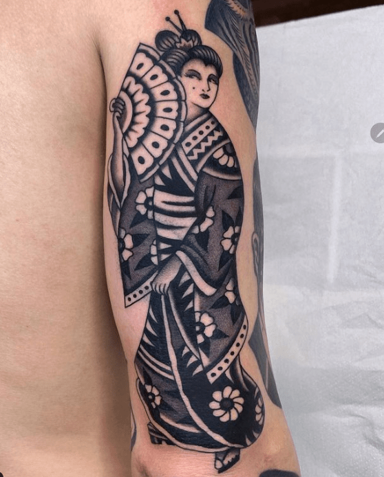 Captura-de-pantalla-2023-11-24-030420 Tatuaje tradicional Barcelona Old School Tattoo Mikimaiks