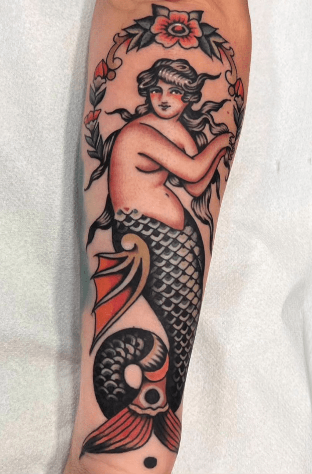 Captura-de-pantalla-2023-11-24-030602 Tatuaje tradicional Barcelona Old School Tattoo Rafa Decraneo